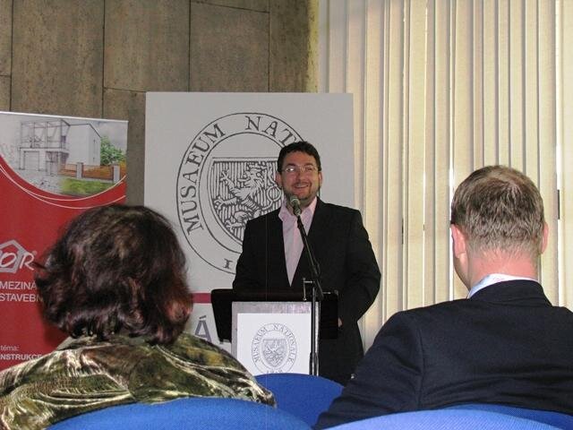 Pátý ročník konference Křižovatky architektury zahájil generální ředitel Národního muzea Michal Lukeš.