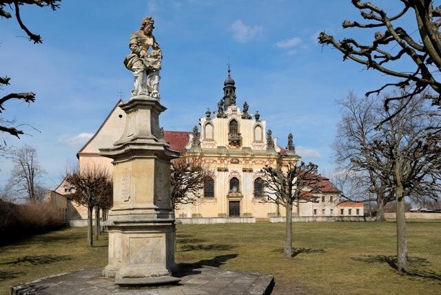 Kostel sv. Tří králů s kaplí sv. Anny