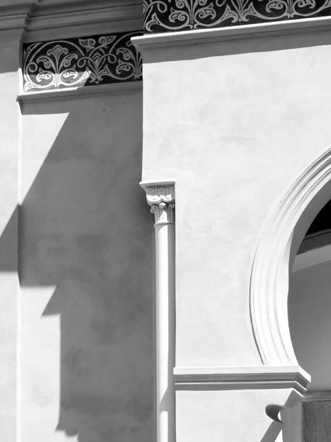 Detail fasády žatecké synagogy – více v časopisu PROPAMÁTKY PODZIM 2022
