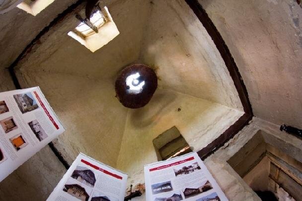 Hvozd sladovny a výstava o lidové architektuře