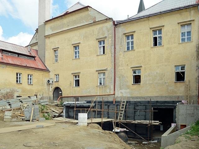 Dvůr Staré radnice ve výstavbě
