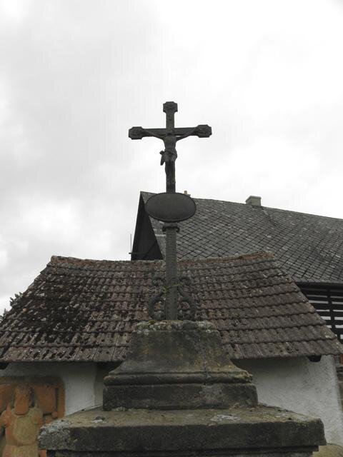 Stav kříže před obnovou