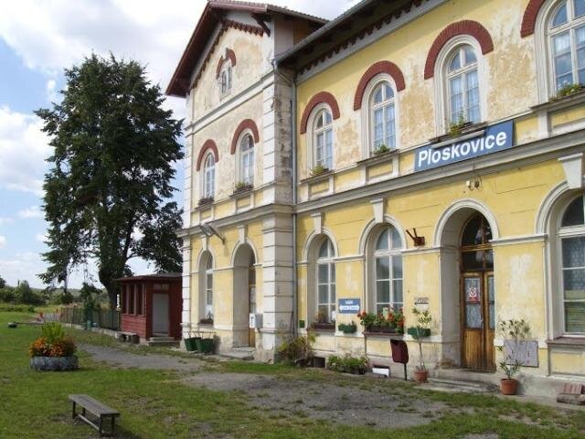 Ploskovice