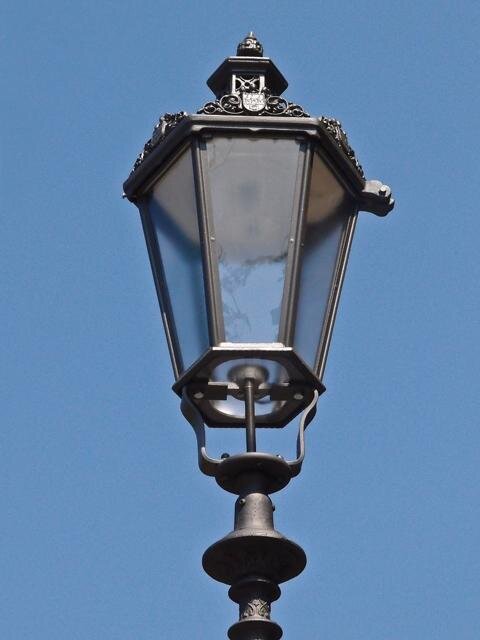 Detail lucerny