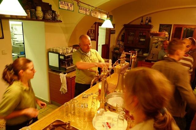 Jedním ze zdrojů financování obnovy celého pivovaru je také zájezdní hostinec.
