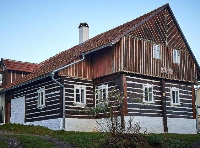 Obnovený Beranův hostinec ve stavení čp. 14 v obci Trávníček