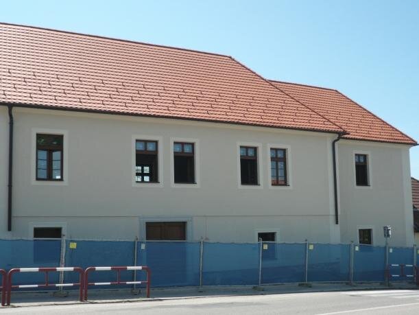 Nová střecha na hornickém muzeu v Rudlofově dostala pálené tašky bobrovky společnosti TONDACH.