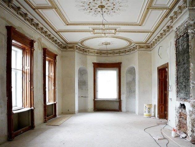 Interiéry paláce během rekonstrukce
