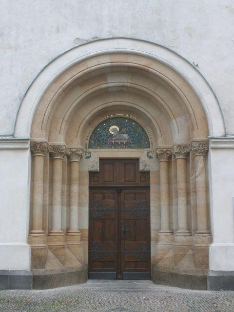 Portál, sv. Remigius