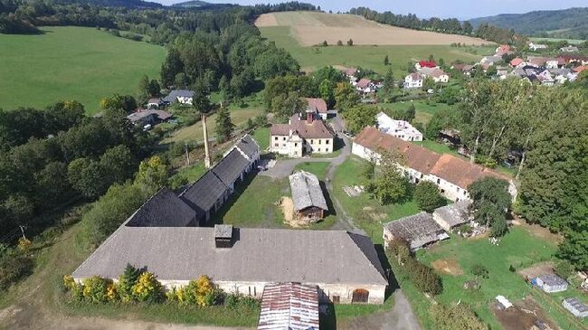 Pohled na zámecký areál z ptačí perspektivy
