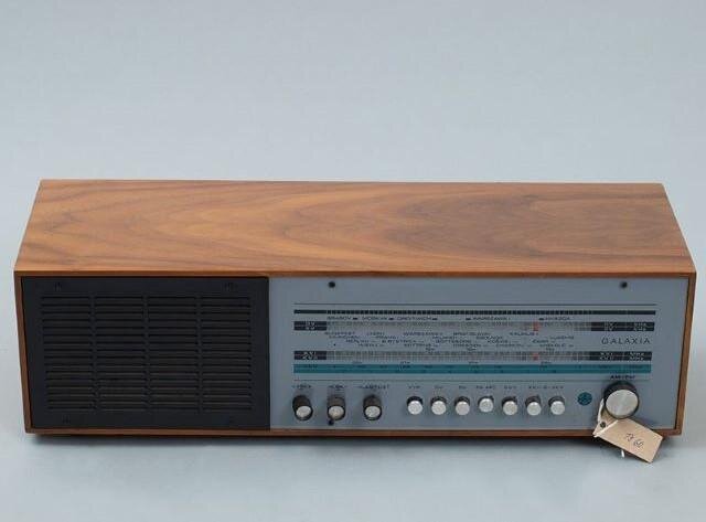 Radiopřijímač Tesla 44OA Galaxia, 1972–1974