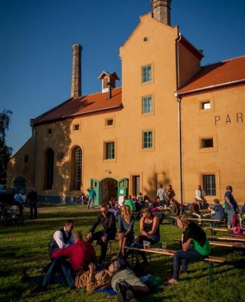 Letos se v pivovaru v Lobči podařilo s podporou Ministerstva kultury a Místní akční skupiny Vyhlídky dokončit další etapu obnovy a přilákat stovky zvědavých návštěvníků.