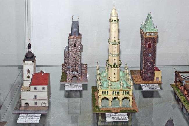 Návštěvníci jižní Moravy určitě znají Lednický minaret.