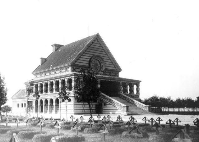 Pardubické krematorium po dokončení v roce 1923