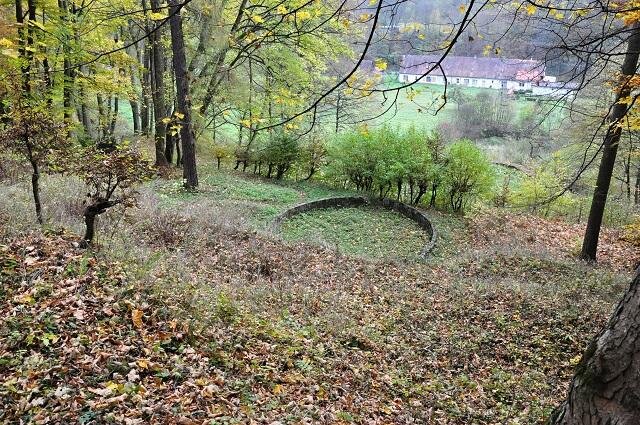 Pernštejn – vrchnostenská okrasná zahrada