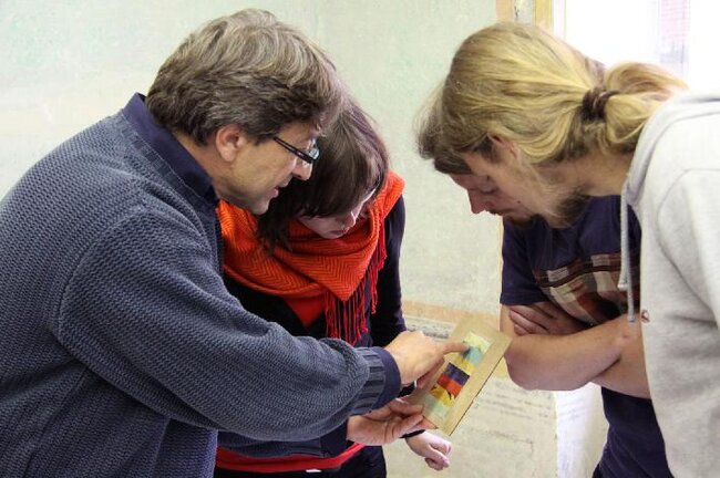 Fakulta restaurování, konzultace zkoušek barevnosti a vzájemného působení barev