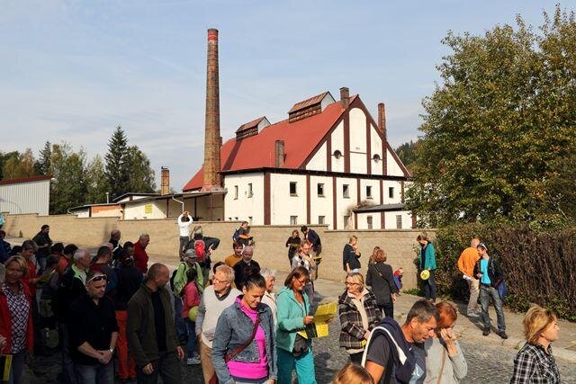 Den architektury je určen pro místní obyvatele i návštěvníky, kteří do vybraných míst míří za poznáním a prozkoumáním významných staveb či nevšedních kontextů. (Josefodol)