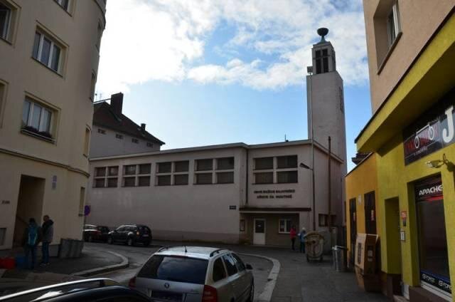 Tábor – Nové Město, Sbor Božích bojovníků Církve československé husitské, celkový pohled z Farského ulice