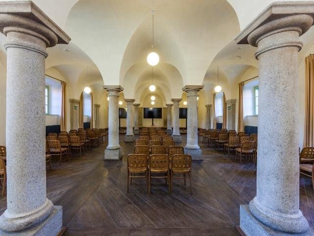 Jeden ze dvou zrekonstruovaných přednáškových sálů