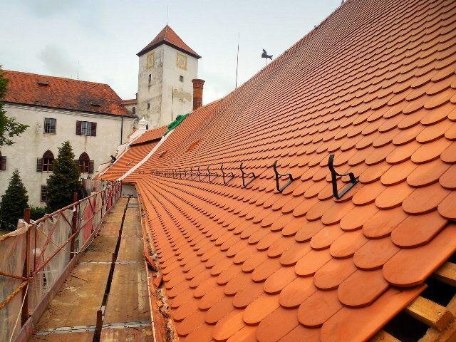 Hrad Bítov s Bobrovkami Tondach