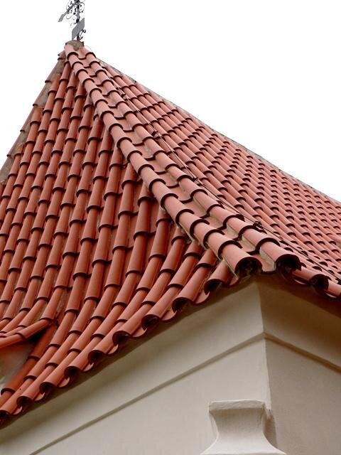 Detail nároží střechy