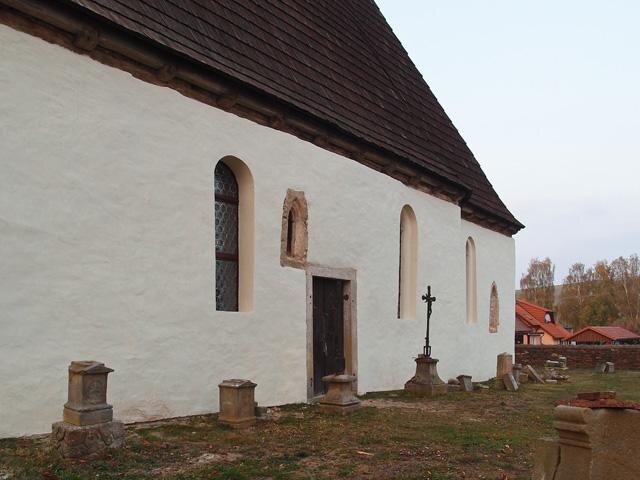 Během obnovy byly respektovány všechny původní povrchové struktury, zvolená barevnost odpovídá architektuře a charakteru stavby.