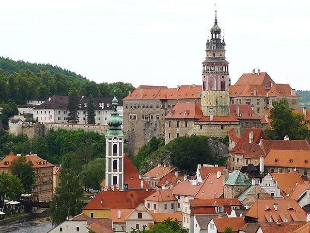 Pohled na zámecký komplex od Regionálního muzea