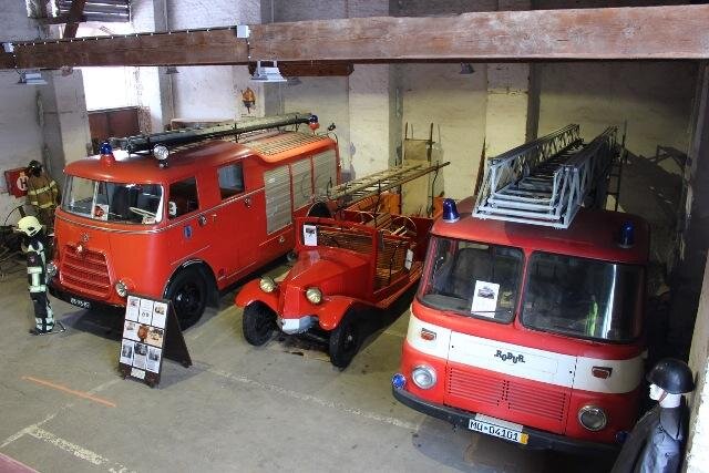 Vozidla ROBUR, TATRA a DAF