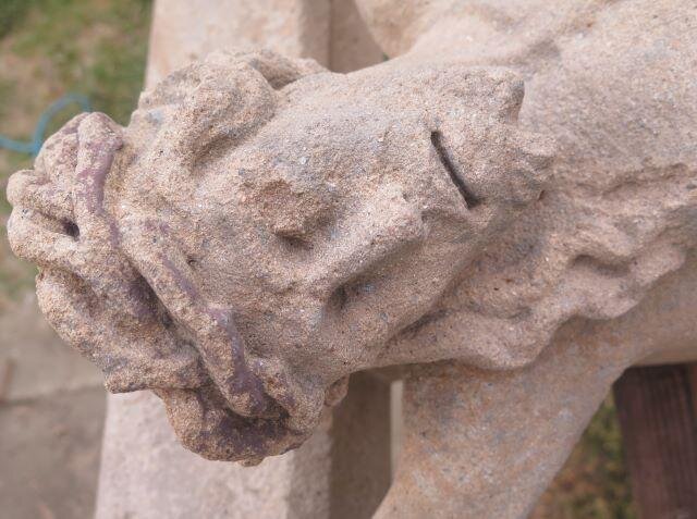 Detail sochy Krista