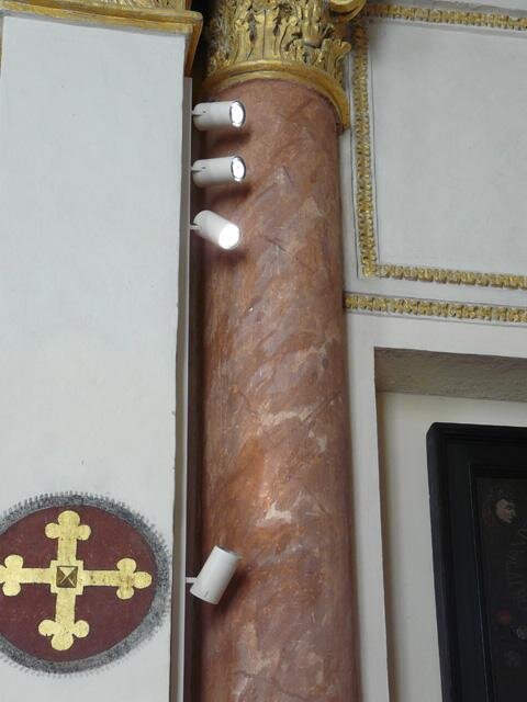 Detail lišty se svítidly