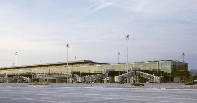 Letiště v Curychu od architekta Marca Angélila