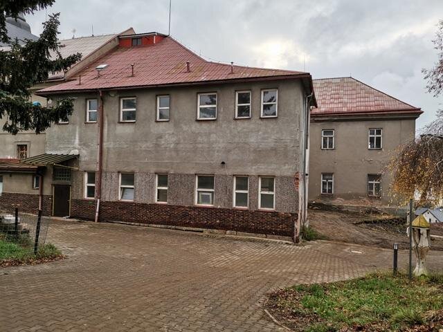 Jeden z objektů před obnovou