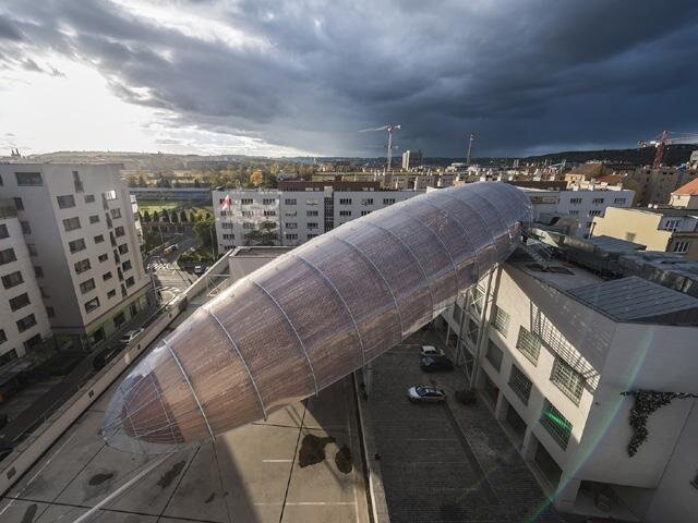 Vzducholoď byla postavena podle návrhu architekta Martina Rajniše.