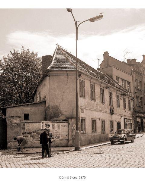 Dobový snímek památky z roku 1976