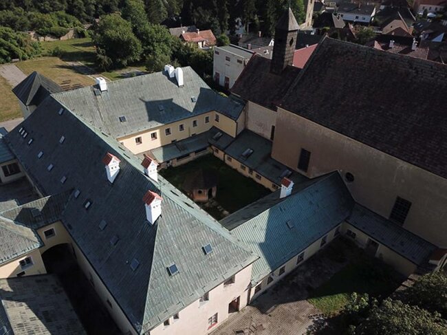 Celek střechy