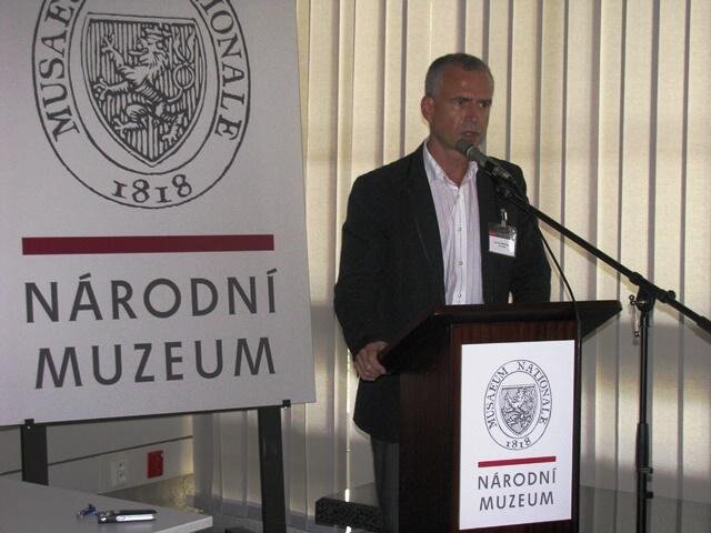 Architekt Michal Šourek seznámil auditorium s rekonstrukcí pražského hotelu International, na které se v 90. letech podílel.
