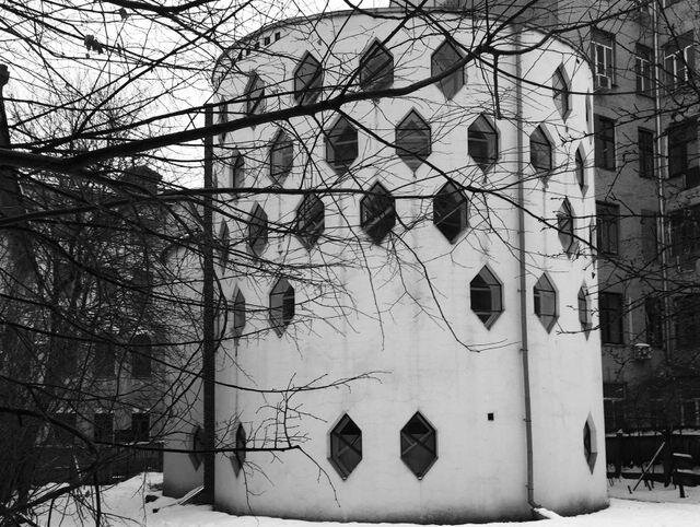 Dobový snímek domu Konstantina Melnikova