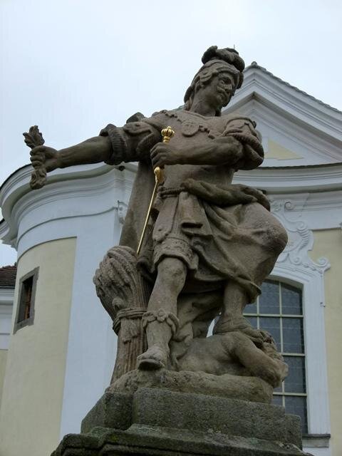 Zrestaurovaná socha sv. Pavla v říjnu 2015