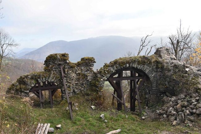 Záchranné práce jsou prakticky na začátku.