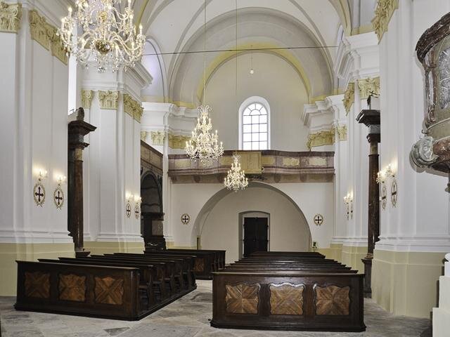 Do interiéru se navrátil restaurátorsky ošetřený mobiliář, který byl v minulosti deponován v několika jiných kostelech.