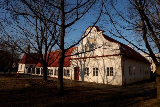 Celkový pohled na Špitálek s kostelem Nejsvětější Trojice