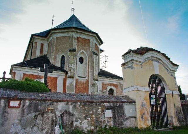 Heřmanice - kostel sv. Bartoloměje
