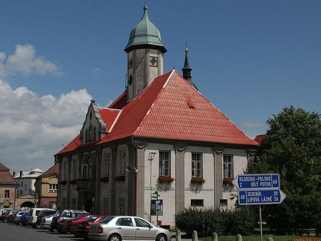 Radnice v Javorníku před rekonstrukcí