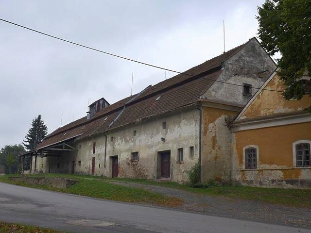 Vznik a počátky objektu jsou spojeny s rozvojem vrchnostenské ekonomiky z konce 16. století. 