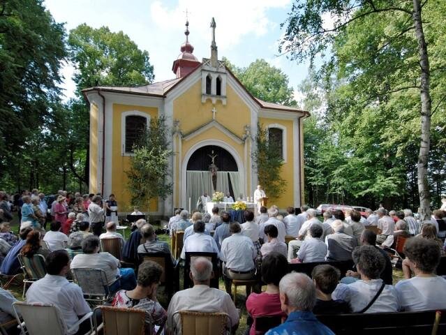 Kaple sv. Anny na vrchu Annaberg u Lobendavy.