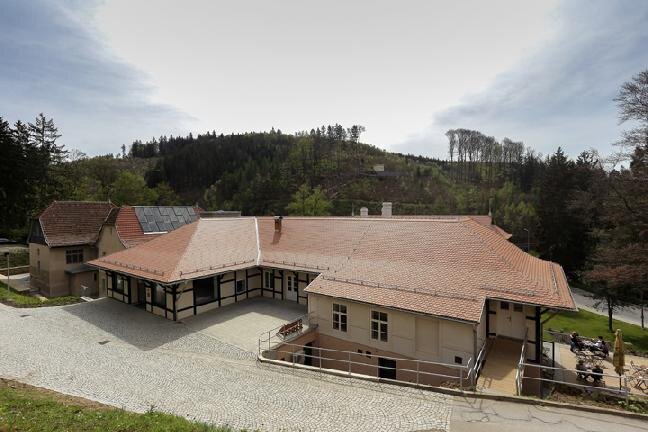V maximální míře byly zachovány autentické uměleckořemeslné prvky a materiály.