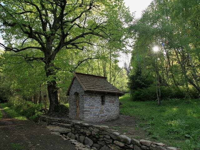 Kaplička na Předních Paštích