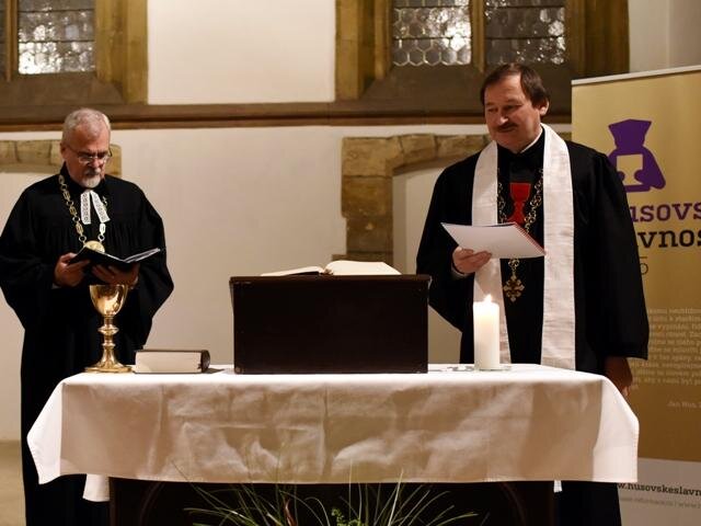 Joel Ruml a Tomáš Butta při slavnostním zahájení Husova roku 2015