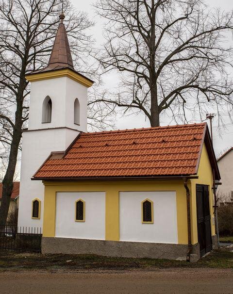 Kaplička ve Zbožnově se v kategorii Veřejně prospěšné stavby umístila na dalším druhém místě.