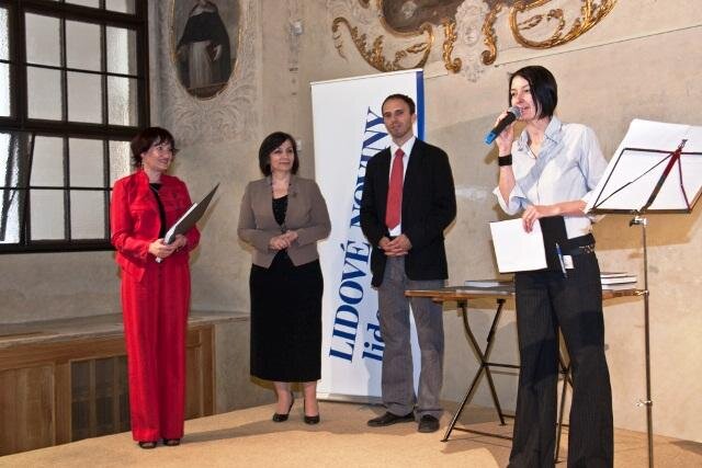 Slavnostního vyhlášení vítězů soutěže veřejných sbírek MÁME VYBRÁNO 2012 se zúčastnili vážení hosté.